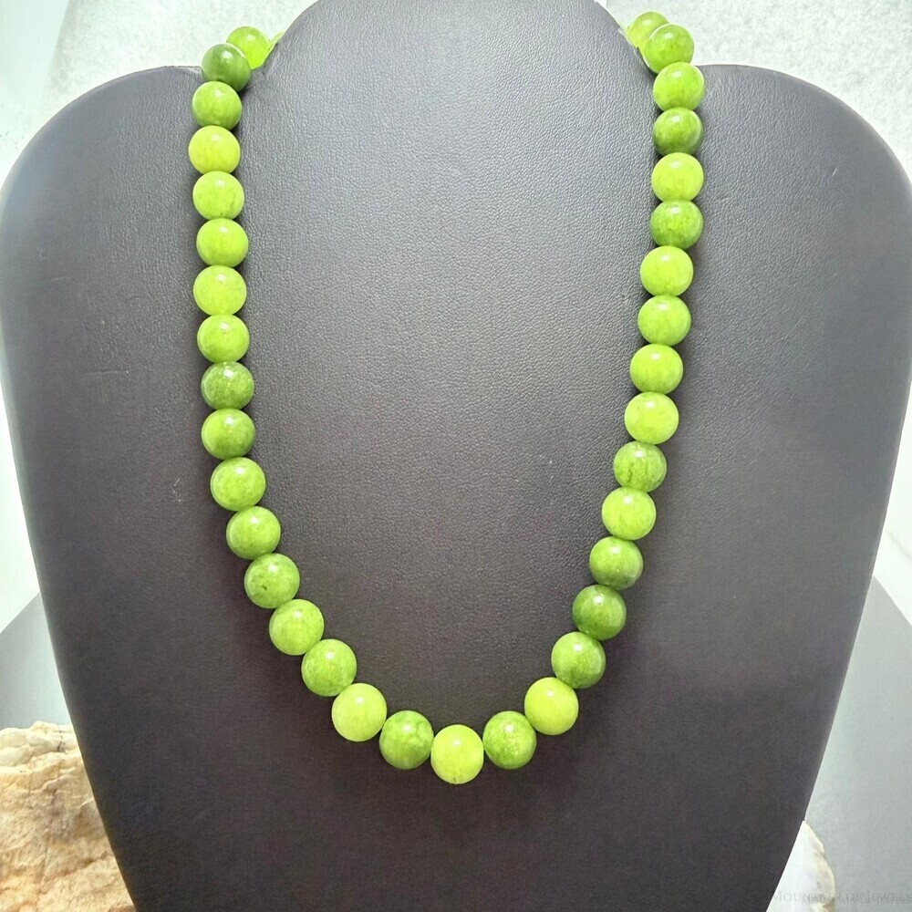 Sterling Southwestern Style 10mm Peridot Beads 16" Necklace For Women